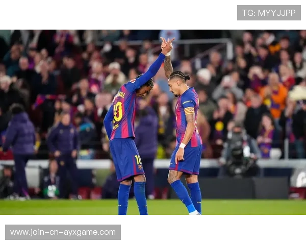 拉菲尼亚弧顶劲射巴萨再下一城