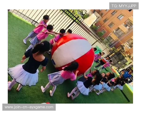 挥洒自如的力量：解密“正拍抽球贴地划过”的精彩瞬间