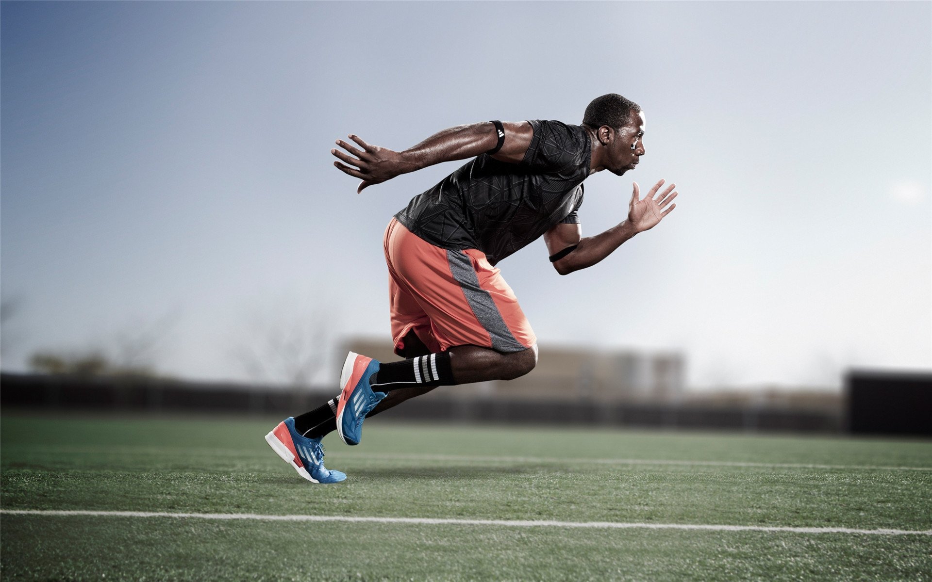 “广州队为青训基金注入资金,建设未来之星”,广州青训俱乐部